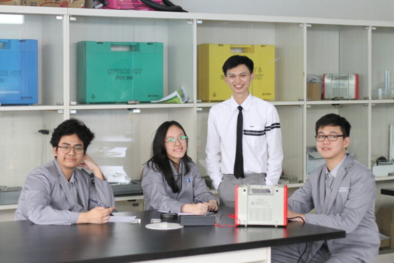 10 Rekomendasi SMA Swasta Kristen Terbaik di Bandung