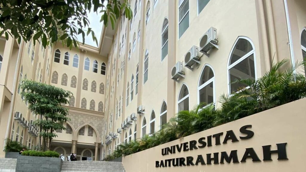 Universitas Baiturrahmah (UNBRAH) Kampus Jurusan Radiologi 